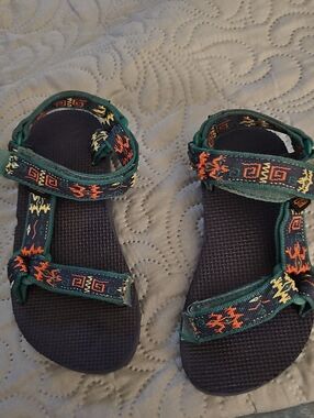 Teva Kids' Original Universal Gekco sandals W/colorful pattern Unisex